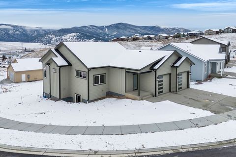 Photo of 7113 Helenka Rose Drive, Missoula, MT 59803 (MLS # 30056703)