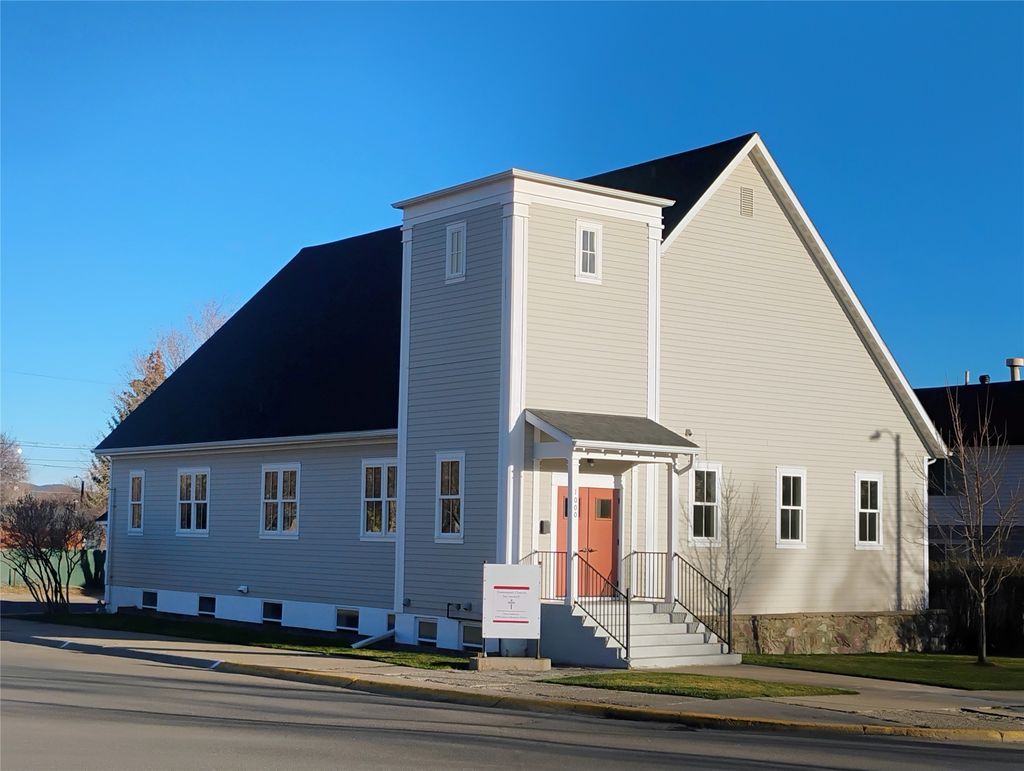 Photo of 1000 N Ewing Street, Helena, MT 59601 (MLS # 30067252)