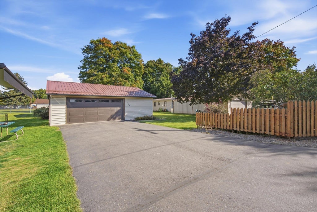 Photo of 384 4th Avenue, Kalispell, MT 59901 (MLS # 30078973)