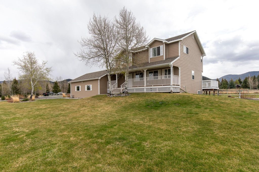 Photo of 8116 Alamosa Circle, Bozeman, MT 59718 (MLS # 30068765)