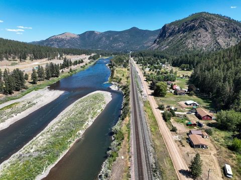 32455 & 32451 Bible Lane Alberton MT 59820