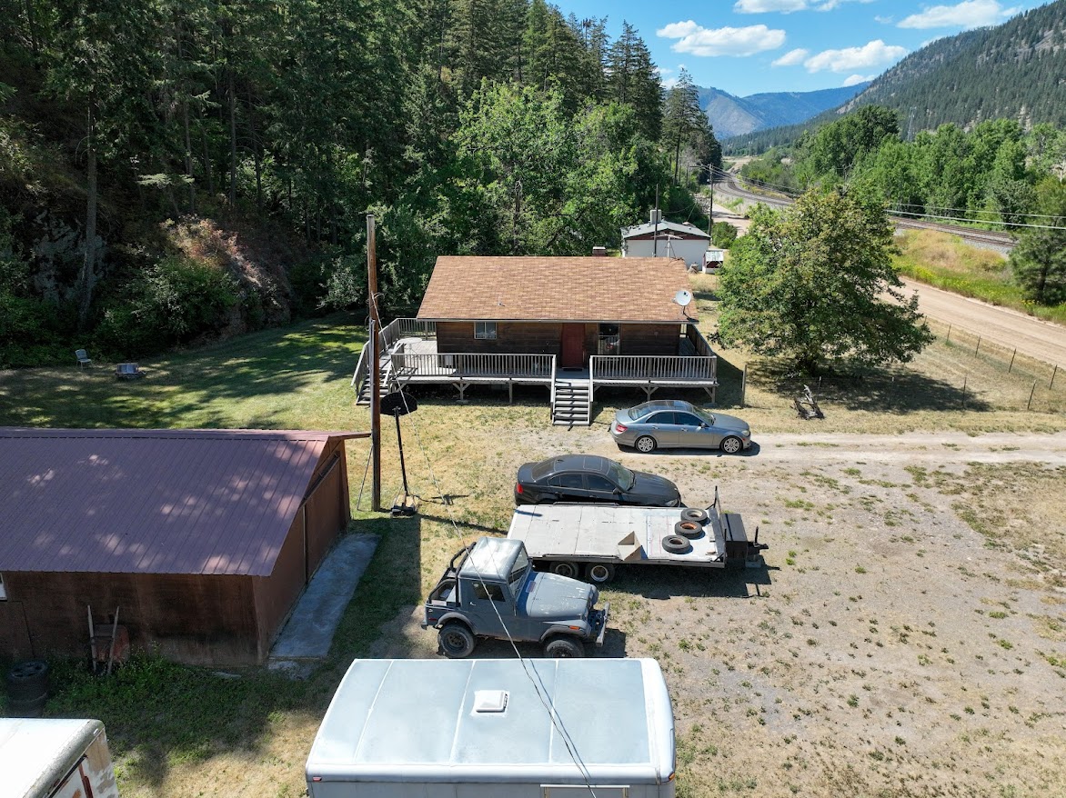 32455 & 32451 Bible Lane