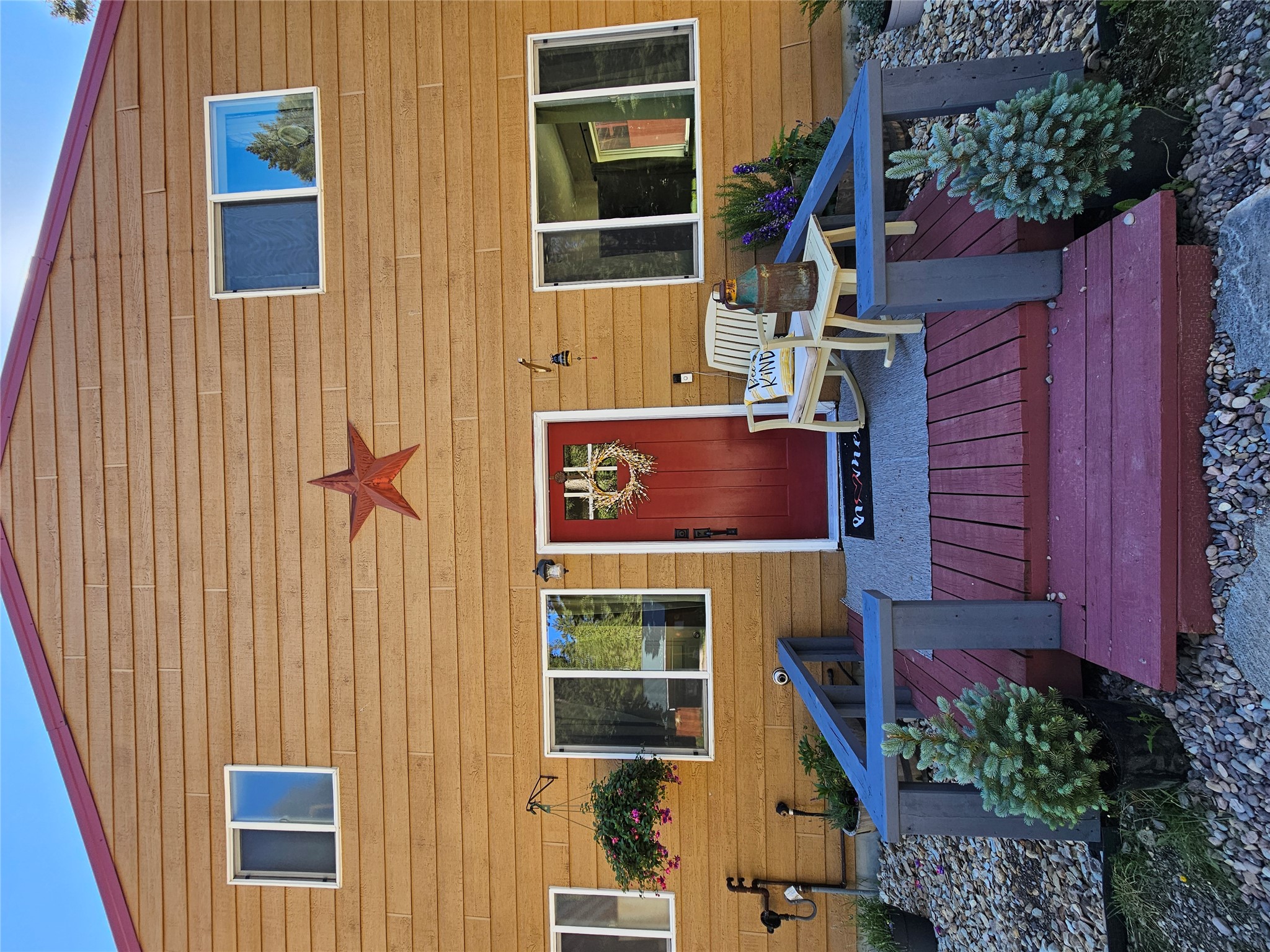 229 3rd Avenue