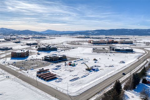 Tiny photo for 145 Timberwolf Parkway, Kalispell, MT 59901 (MLS # 30067552)