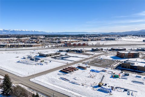 Tiny photo for 145 Timberwolf Parkway, Kalispell, MT 59901 (MLS # 30067552)
