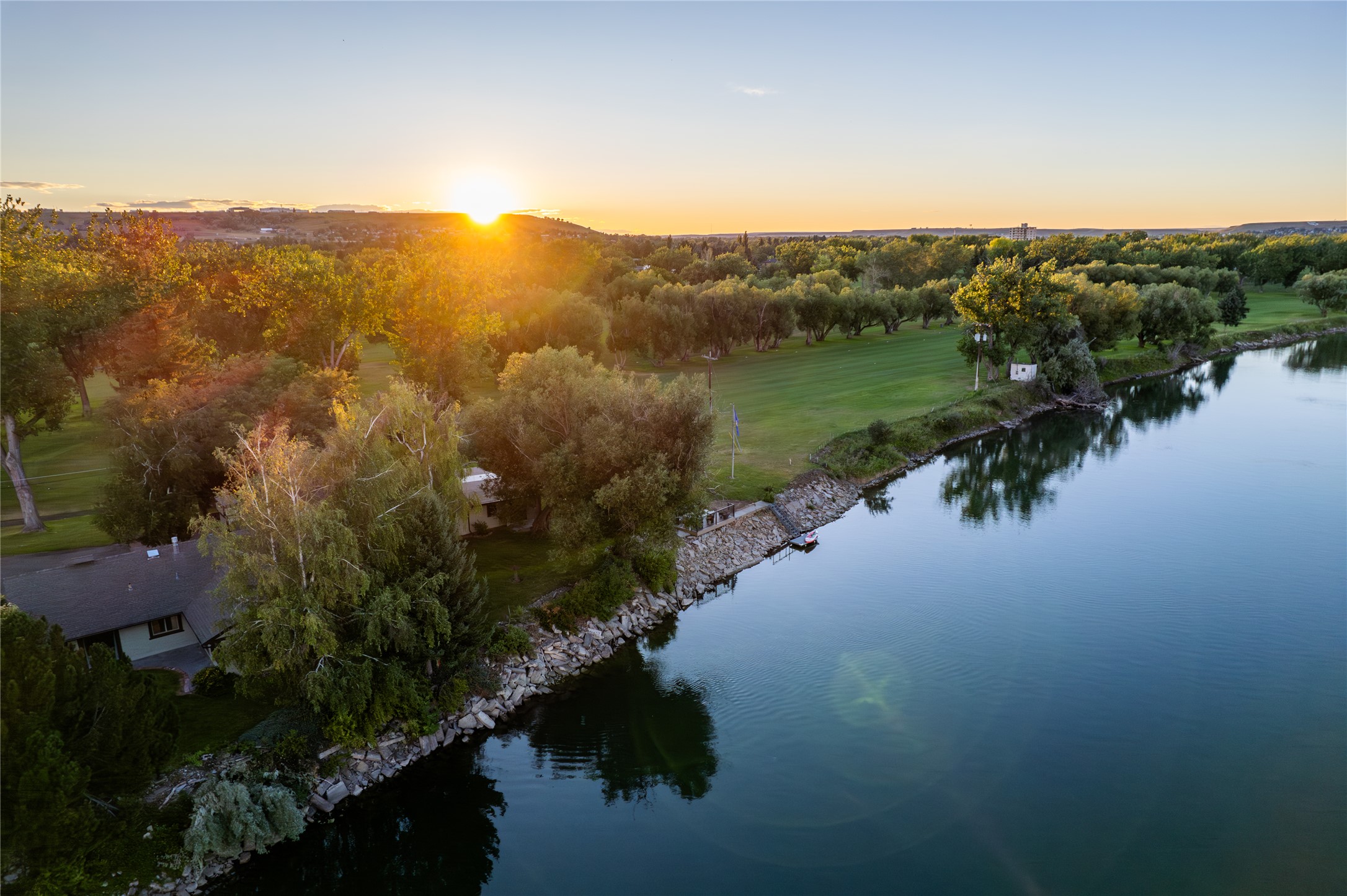 423 Riverview Court