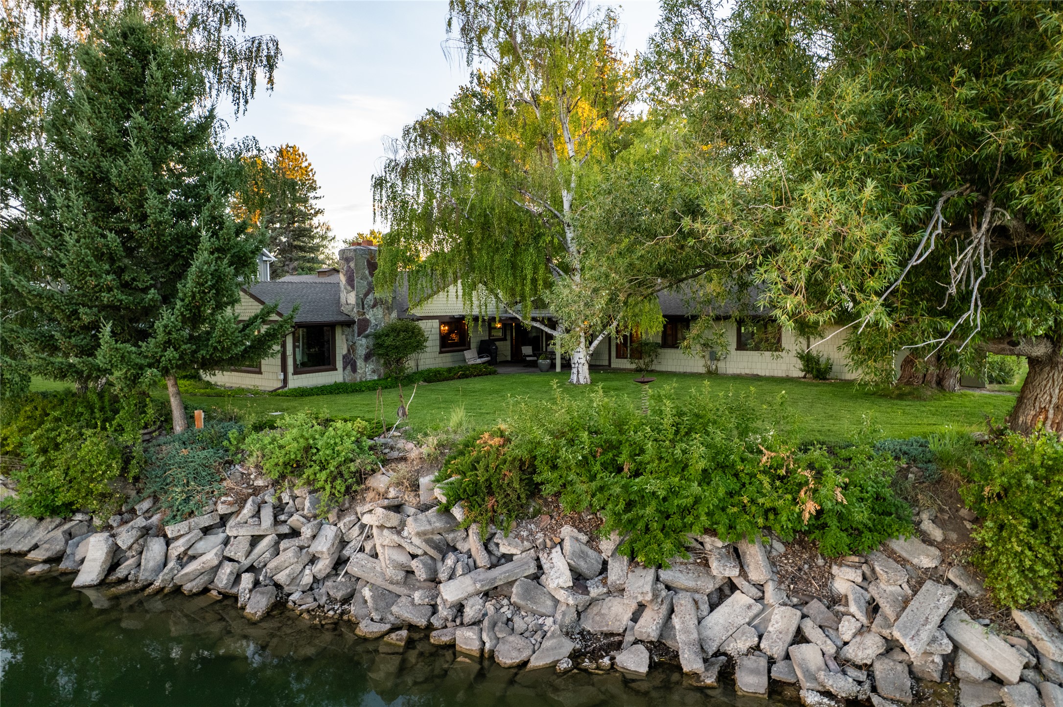 Great Falls, Montana 59404, United States, 3 Bedrooms Bedrooms, ,3 BathroomsBathrooms,Residential,Active,115119