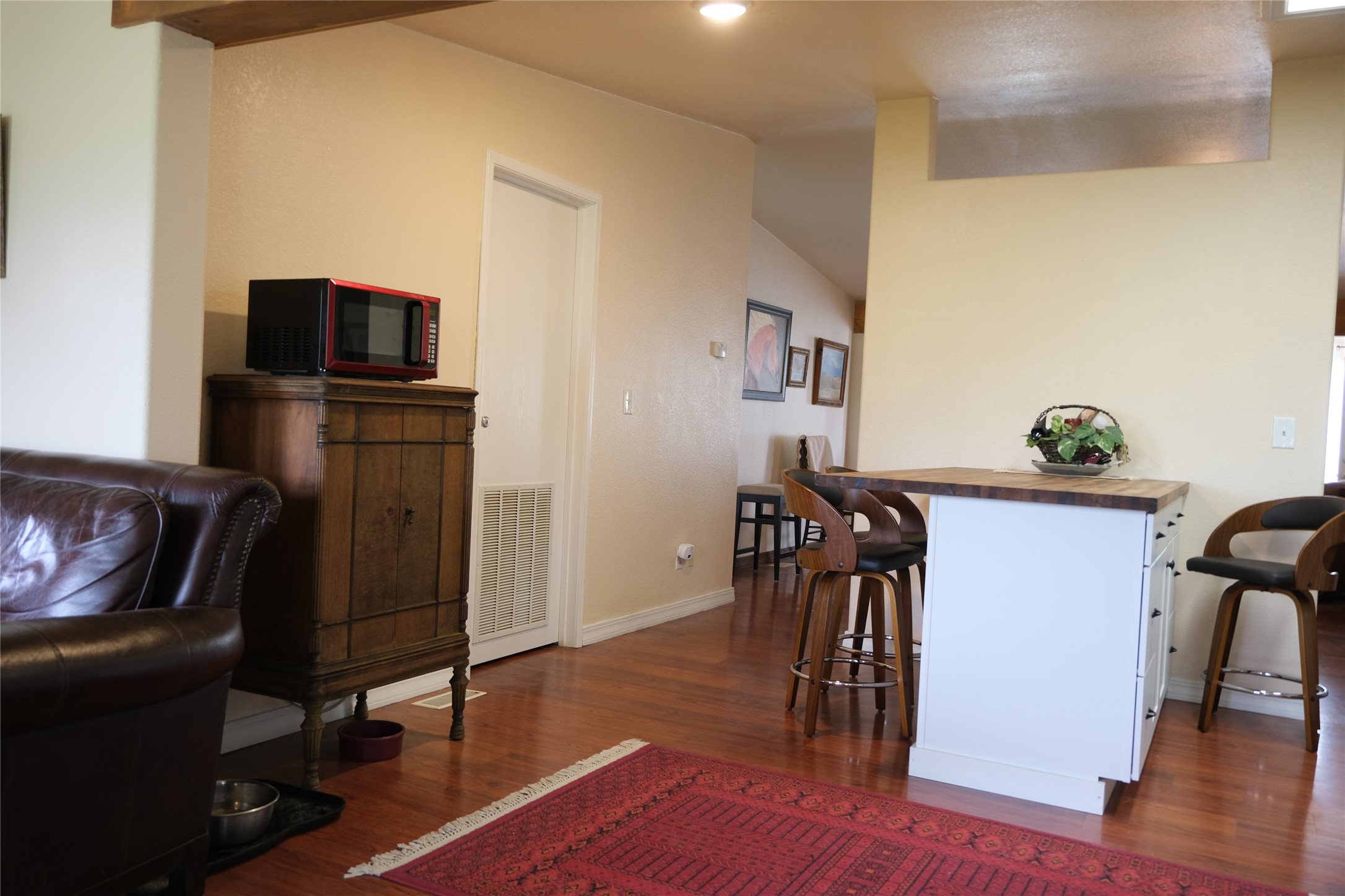 1551 Jackrabbit Lane