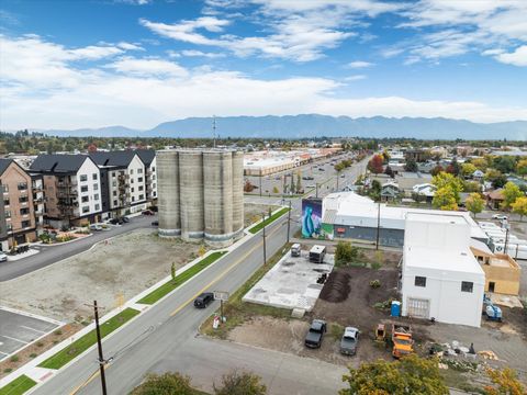 Tiny photo for 5 6th Avenue W, Kalispell, MT 59901 (MLS # 30058544)