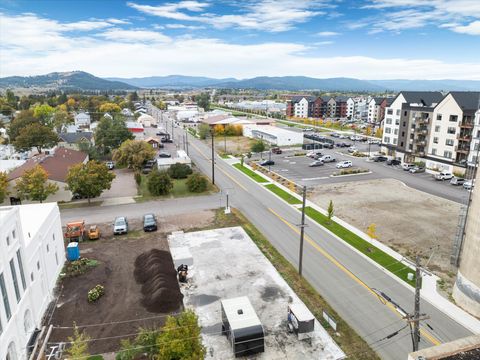 Tiny photo for 5 6th Avenue W, Kalispell, MT 59901 (MLS # 30058544)