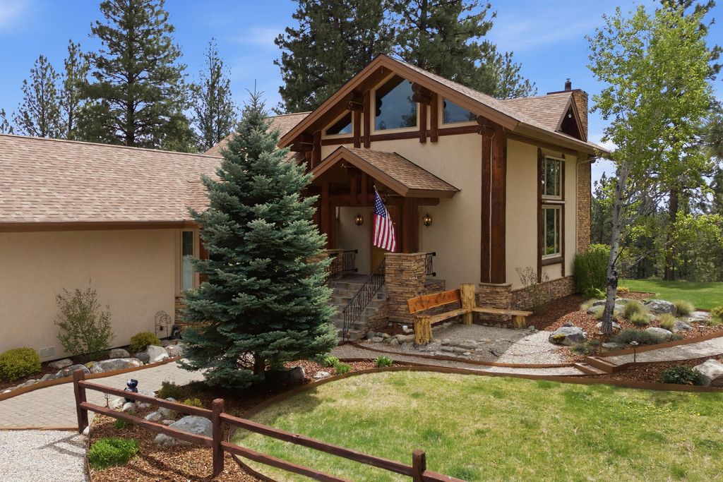 Photo of 1858 Pleasant View Drive, Victor, MT 59875 (MLS # 30069579)