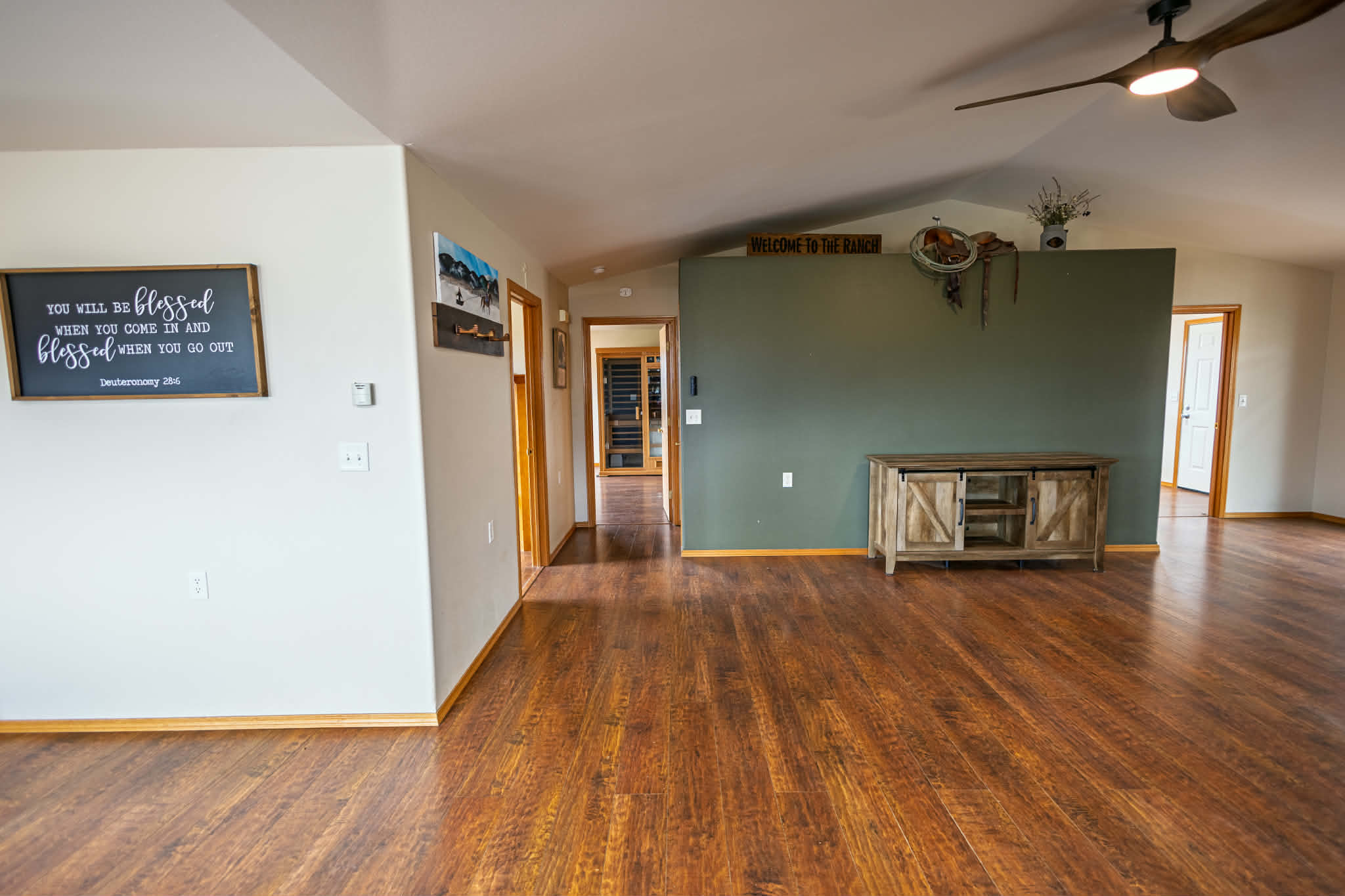 2733 Mt Highway 69