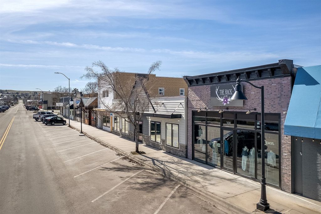 Photo of 308 Main Street, Polson, MT 59860 (MLS # 30067768)