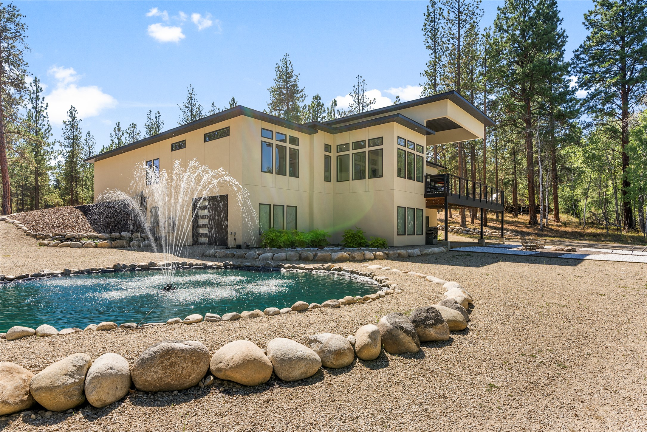 829 Pheasant Run