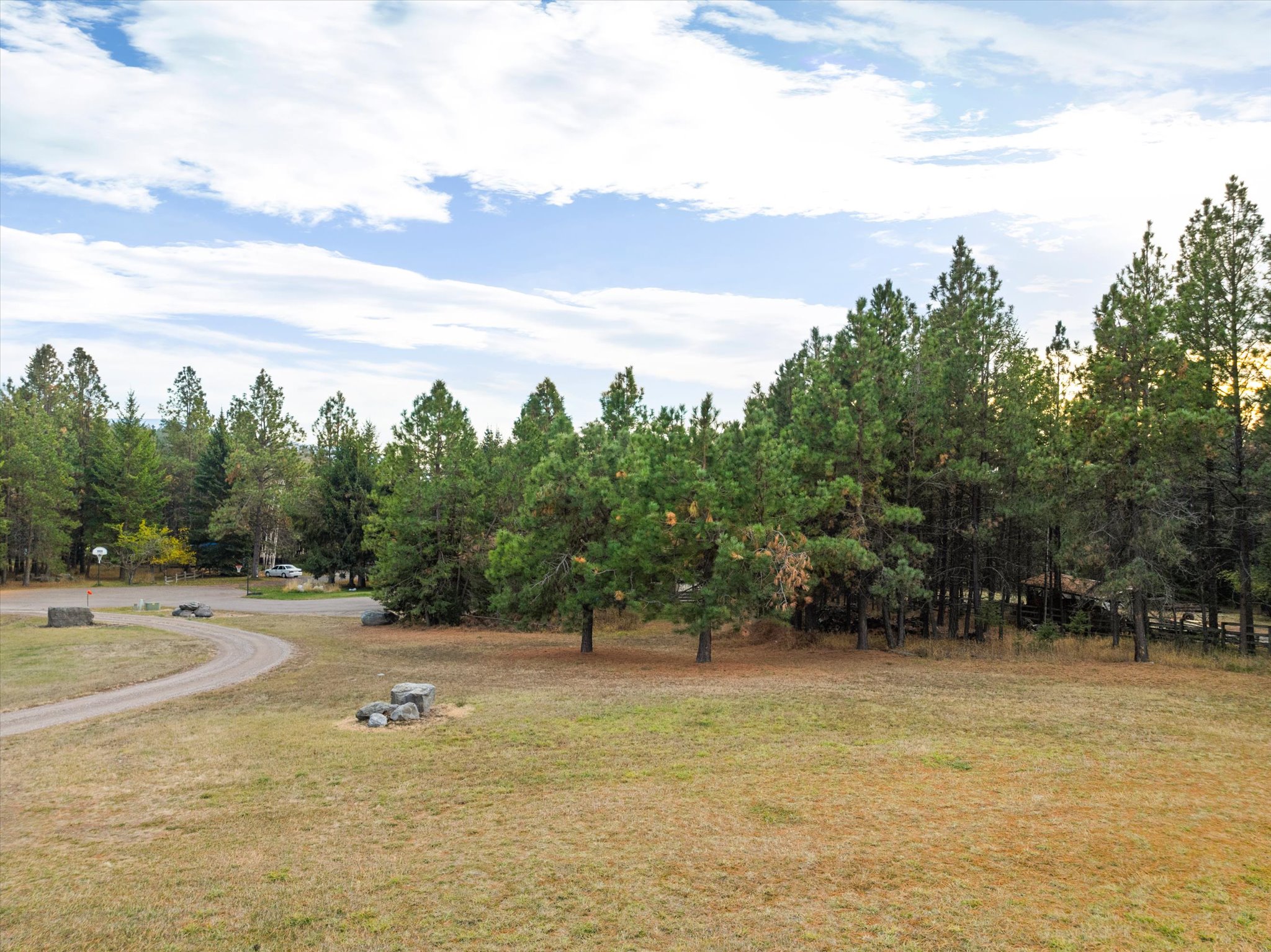 Bigfork, Montana 59911, United States, 3 Bedrooms Bedrooms, ,4 BathroomsBathrooms,Residential,Active,32295