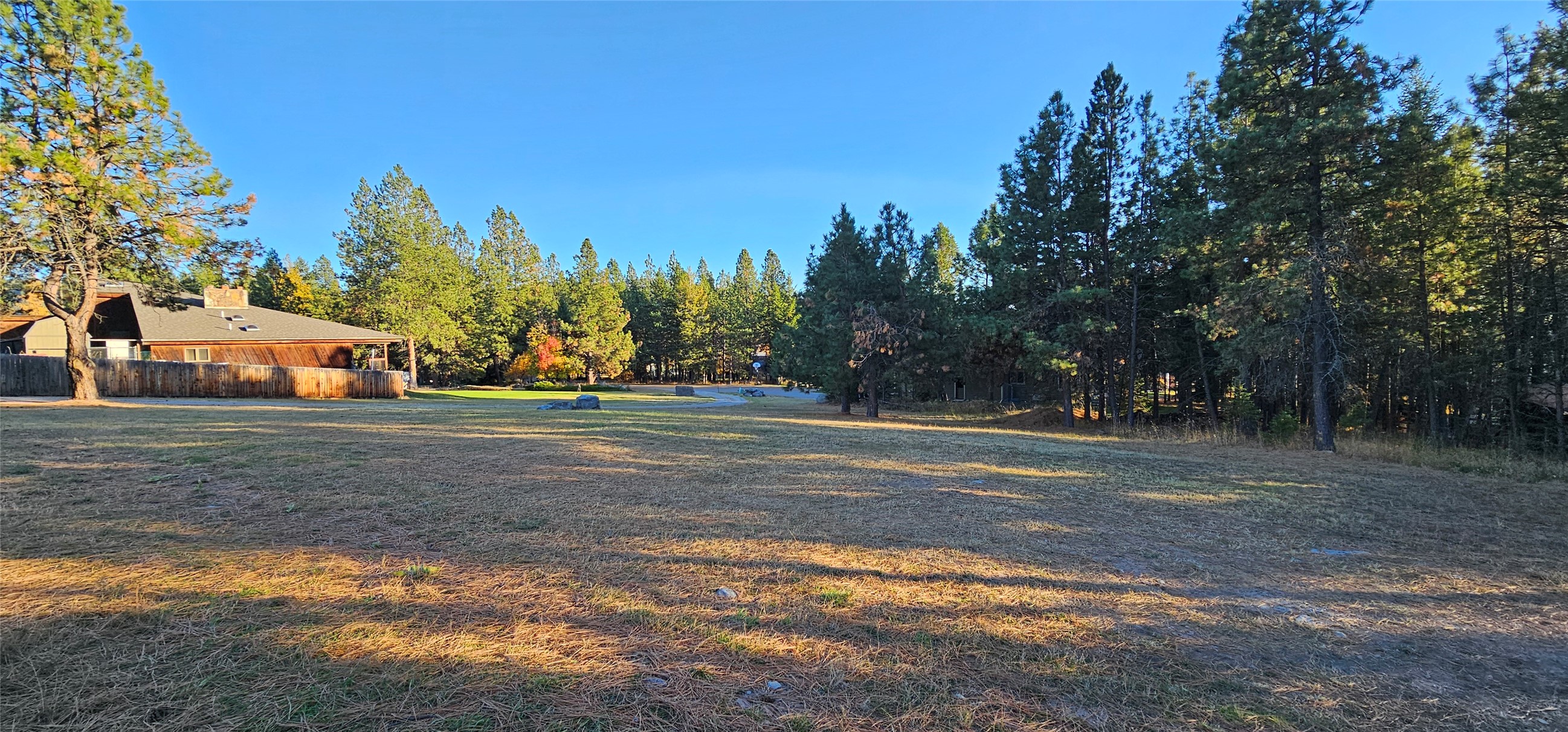 Bigfork, Montana 59911, United States, 3 Bedrooms Bedrooms, ,4 BathroomsBathrooms,Residential,Active,32295