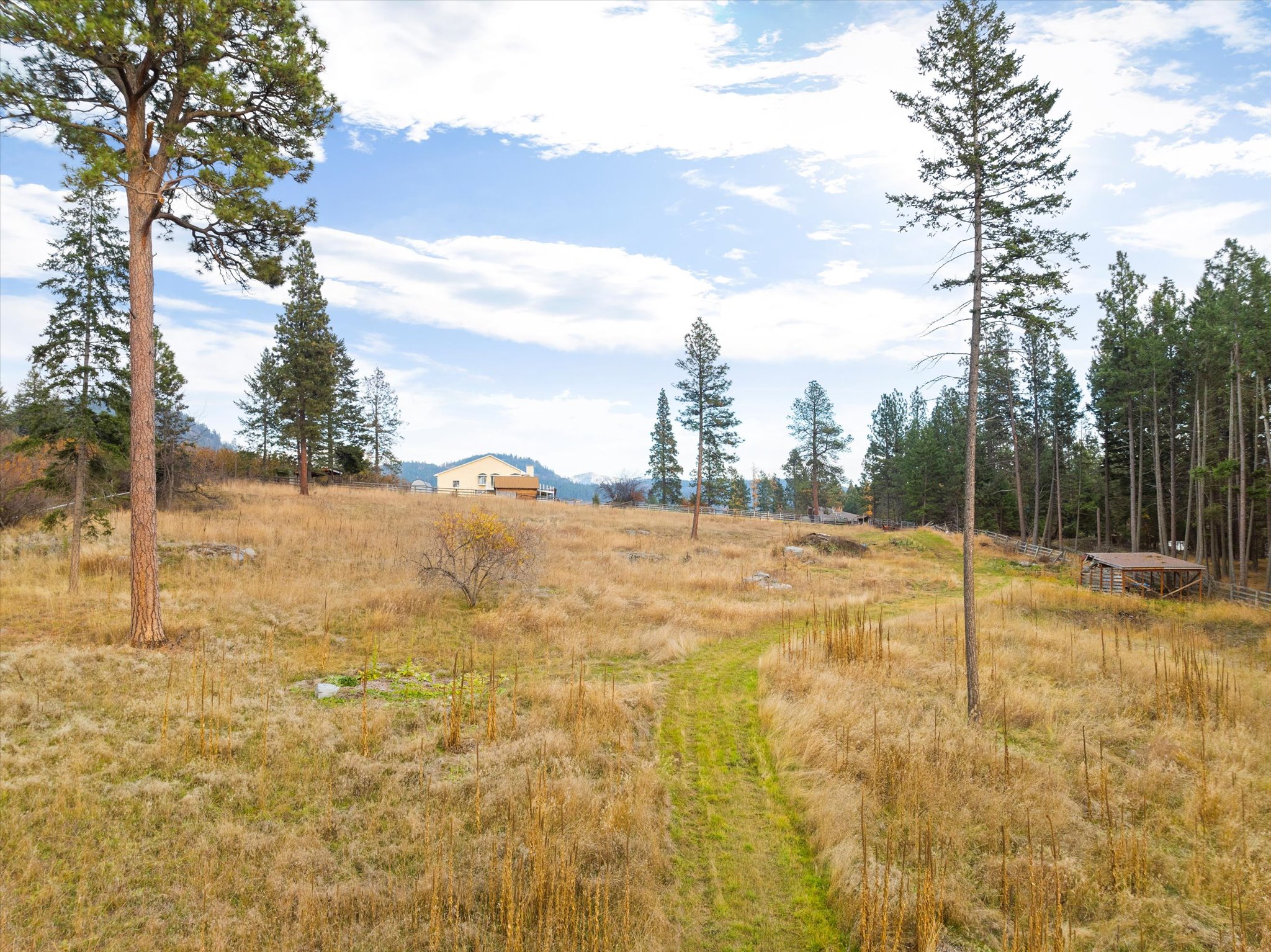 Bigfork, Montana 59911, United States, 3 Bedrooms Bedrooms, ,4 BathroomsBathrooms,Residential,Active,32295