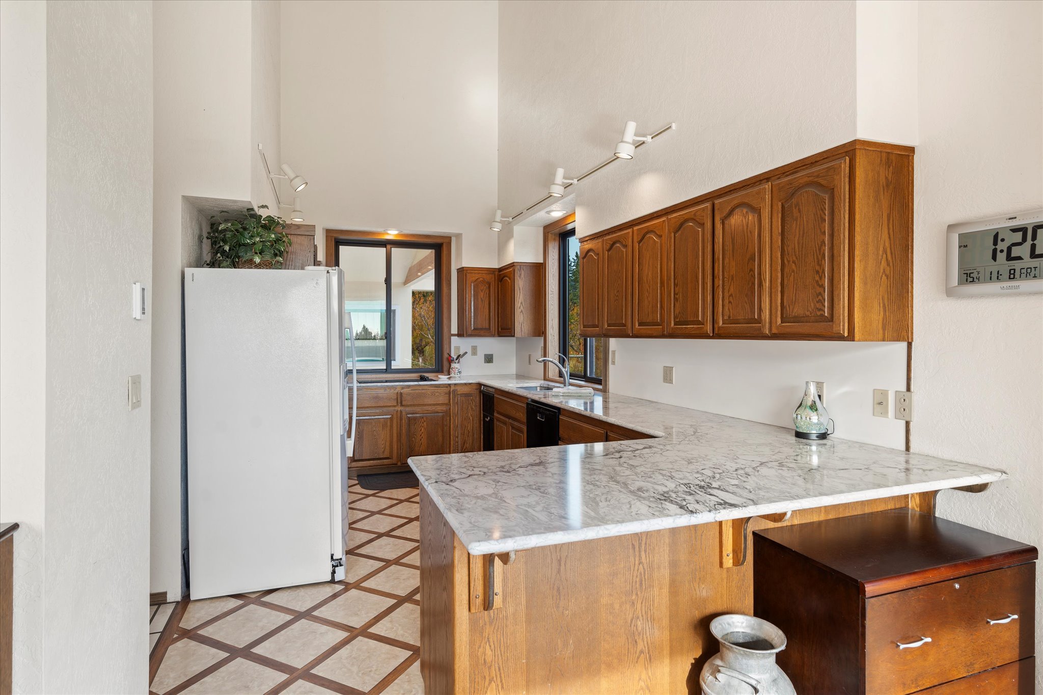 Bigfork, Montana 59911, United States, 3 Bedrooms Bedrooms, ,4 BathroomsBathrooms,Residential,Active,32295