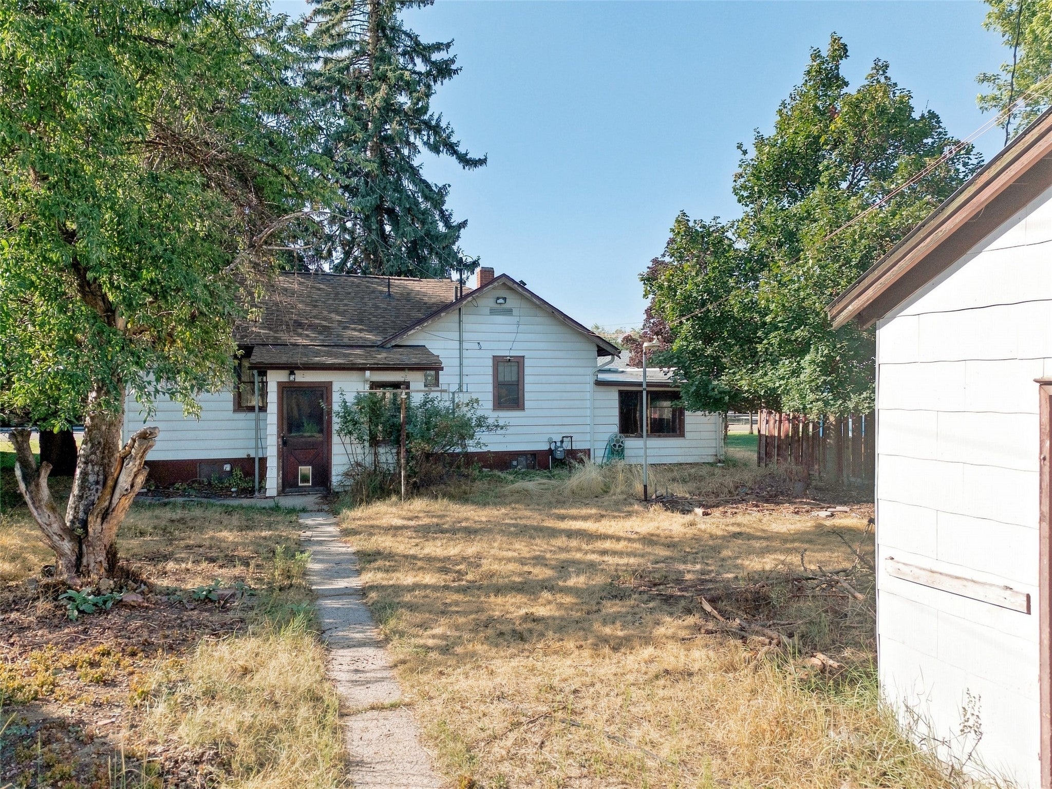 520 W Kent Avenue