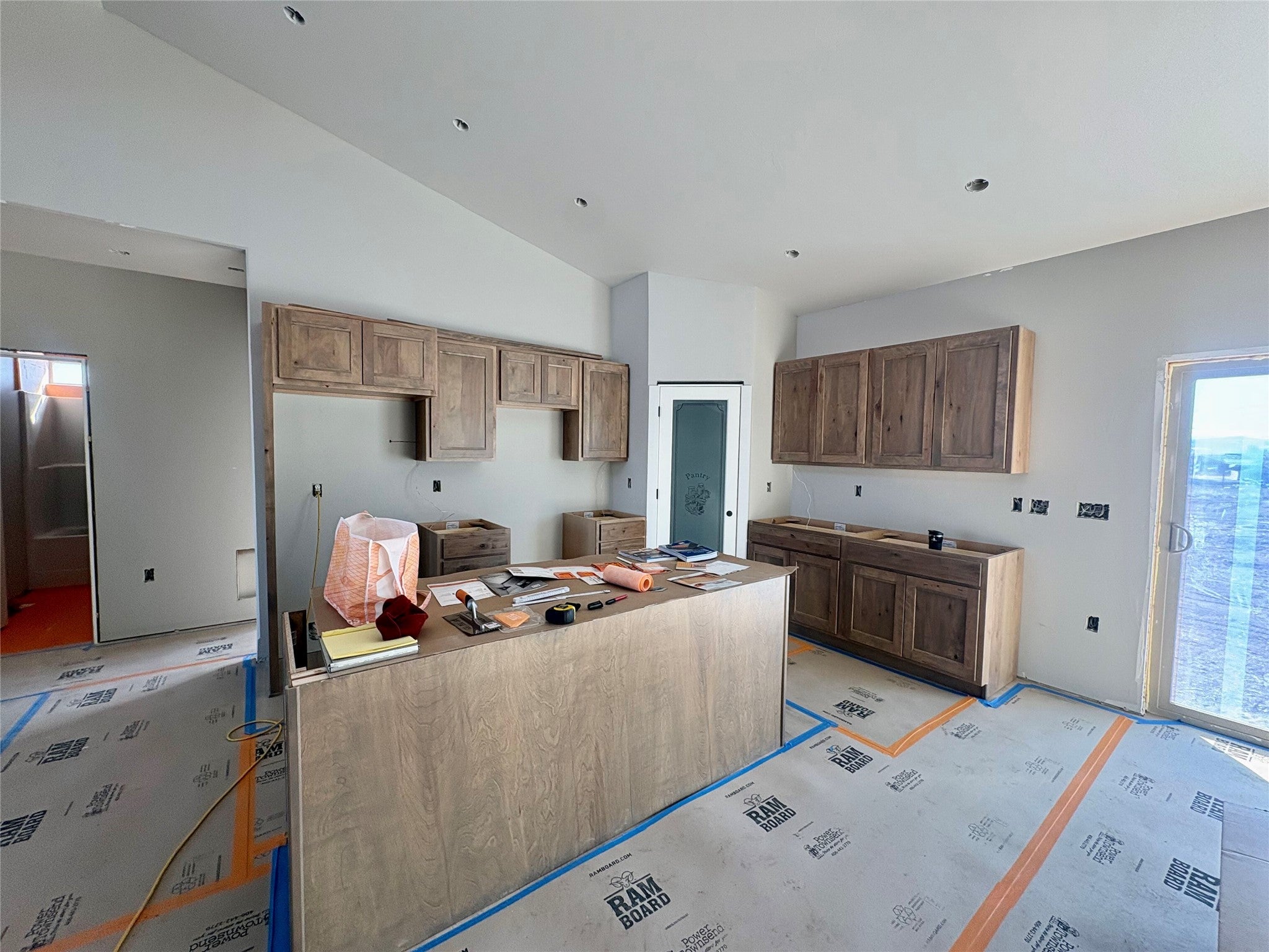 1187 Hunter Road
