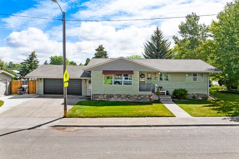 Photo of 4001 4th Avenue S, Great Falls, MT 59405 (MLS # 30061929)