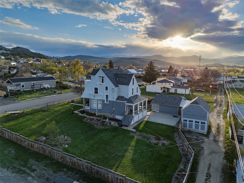 Photo of 2200 Cannon Street, Helena, MT 59601 (MLS # 30070167)