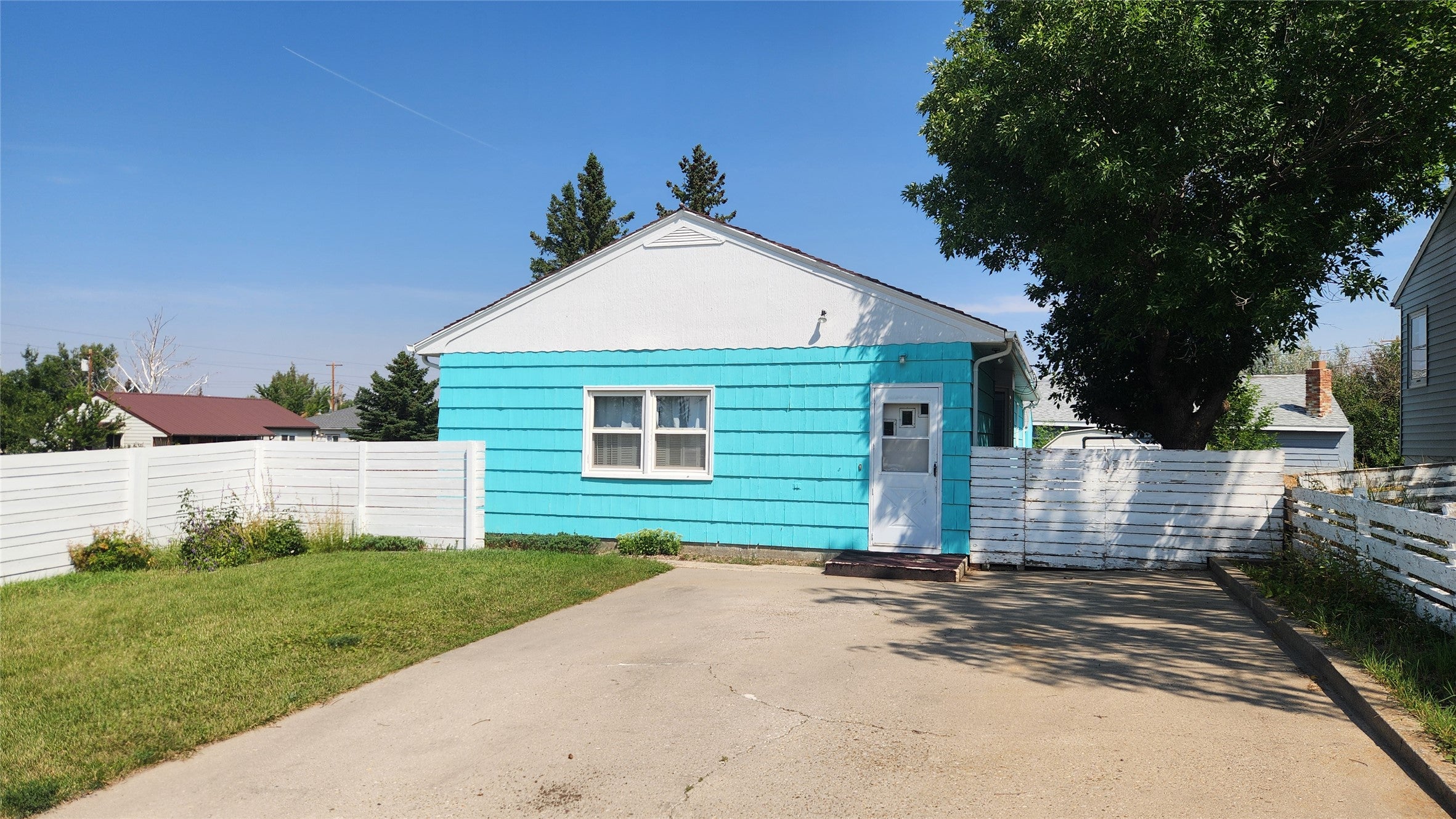 237 1st Avenue SW