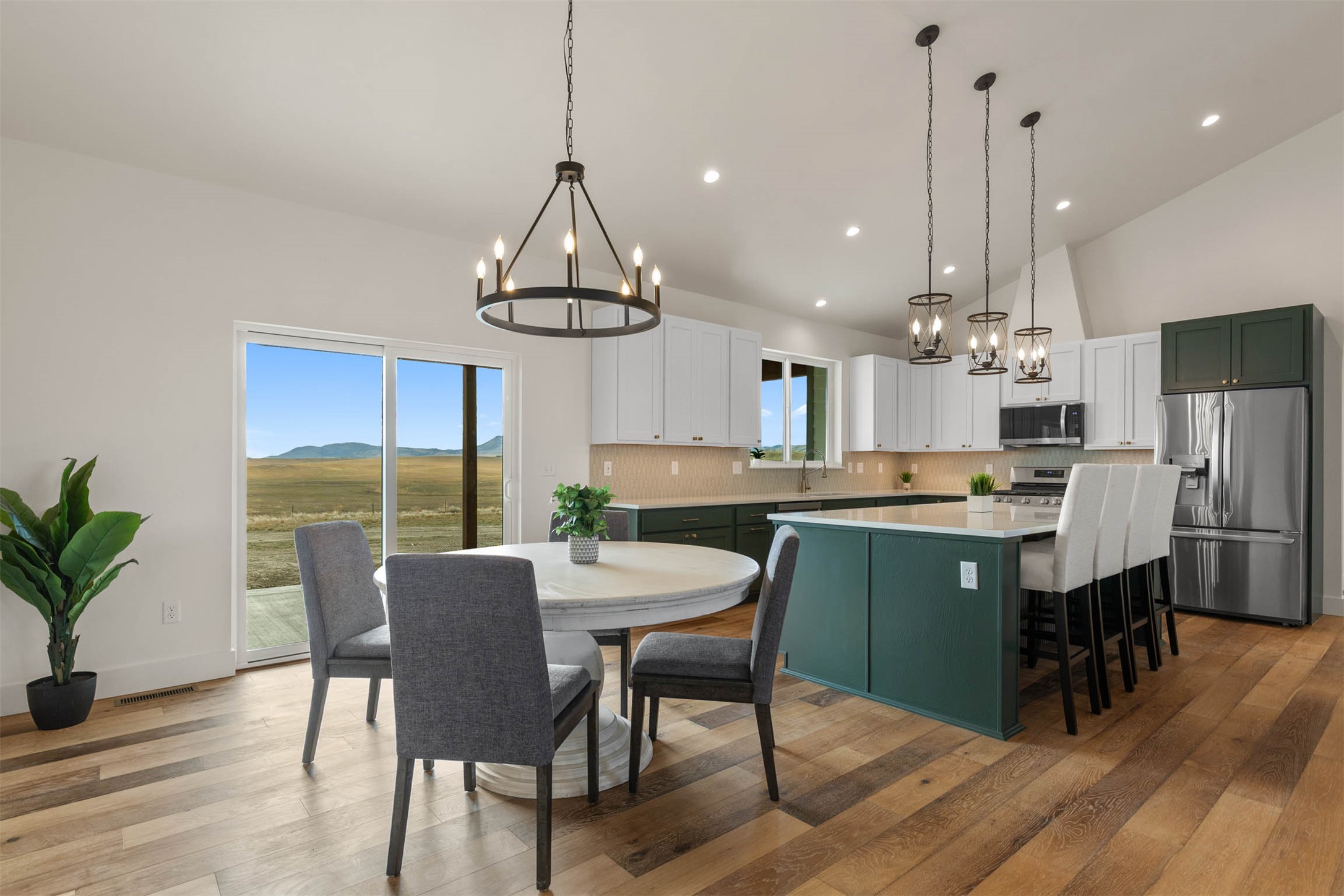 115 Rolling Prairie Way