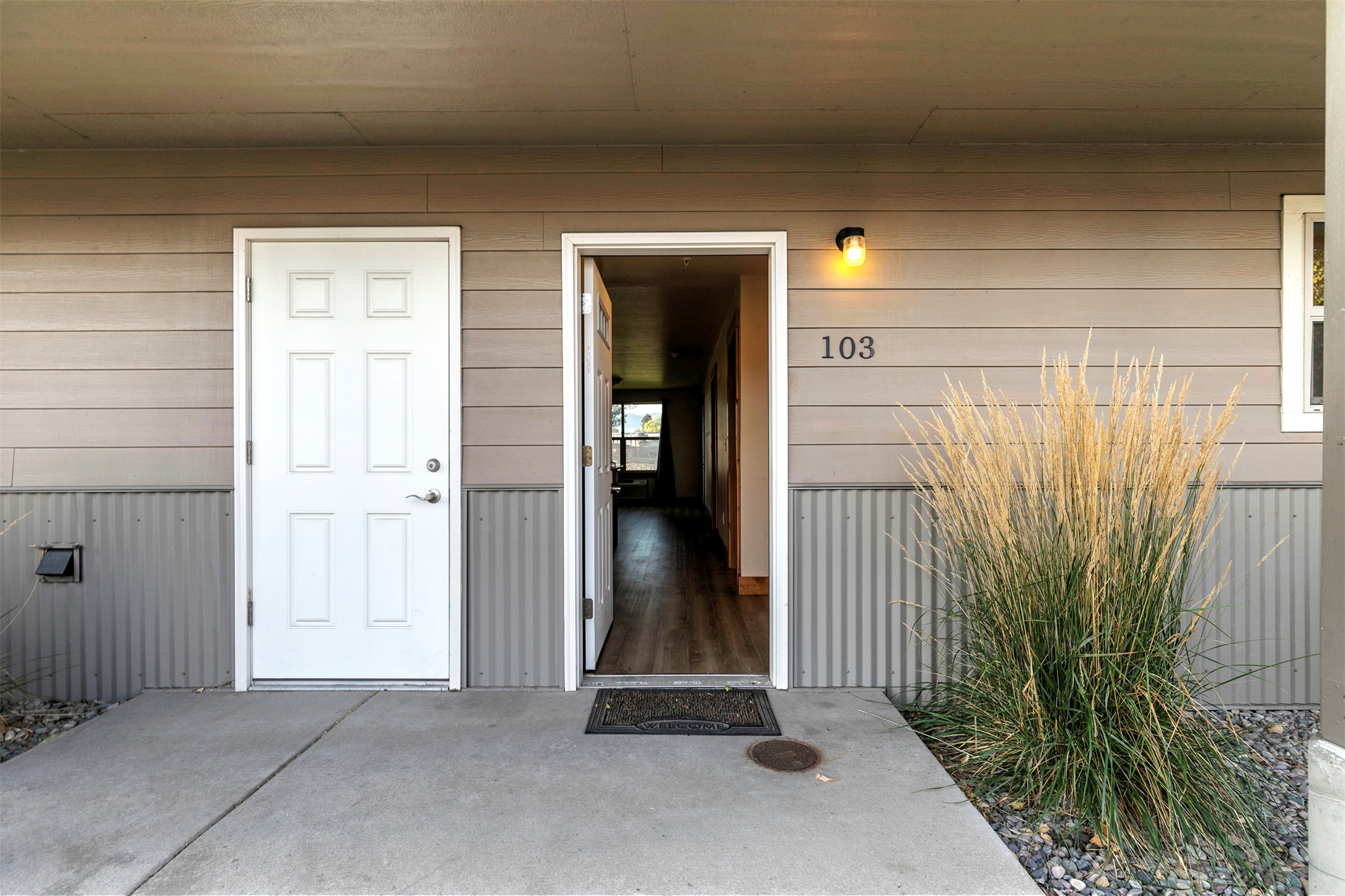 1245 Waverly Street 103