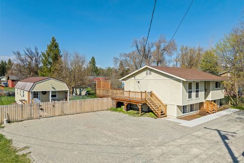 Photo of 89 W Evergreen Drive, Kalispell, MT 59901 (MLS # 30047708)