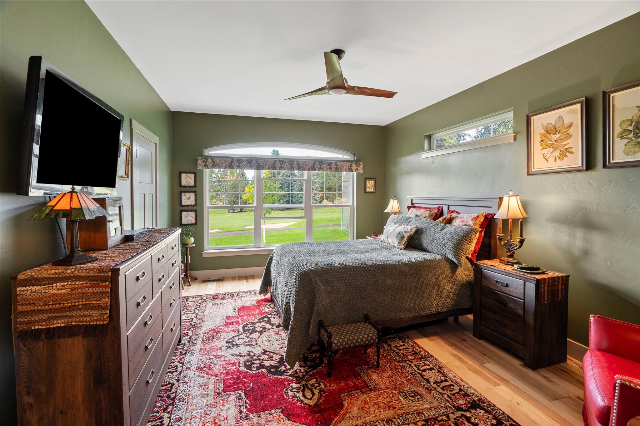 Bigfork, Montana 59911, United States, 3 Bedrooms Bedrooms, ,2 BathroomsBathrooms,Residential,Pending,46116