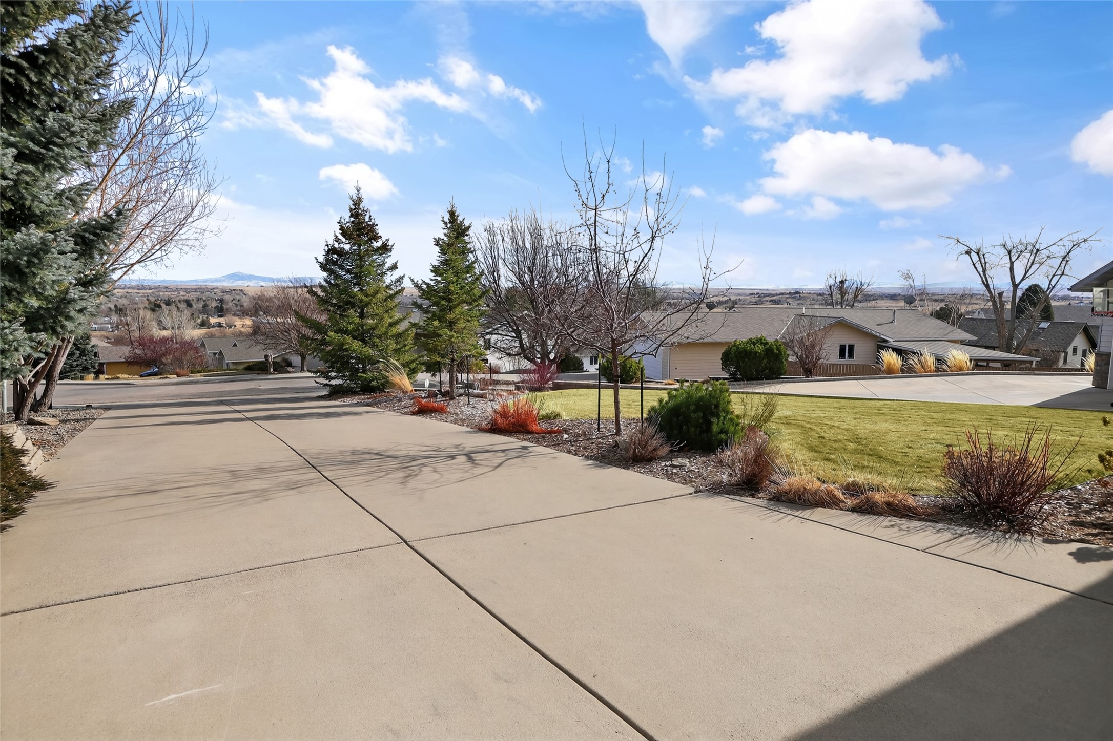 2814 Huckleberry Drive