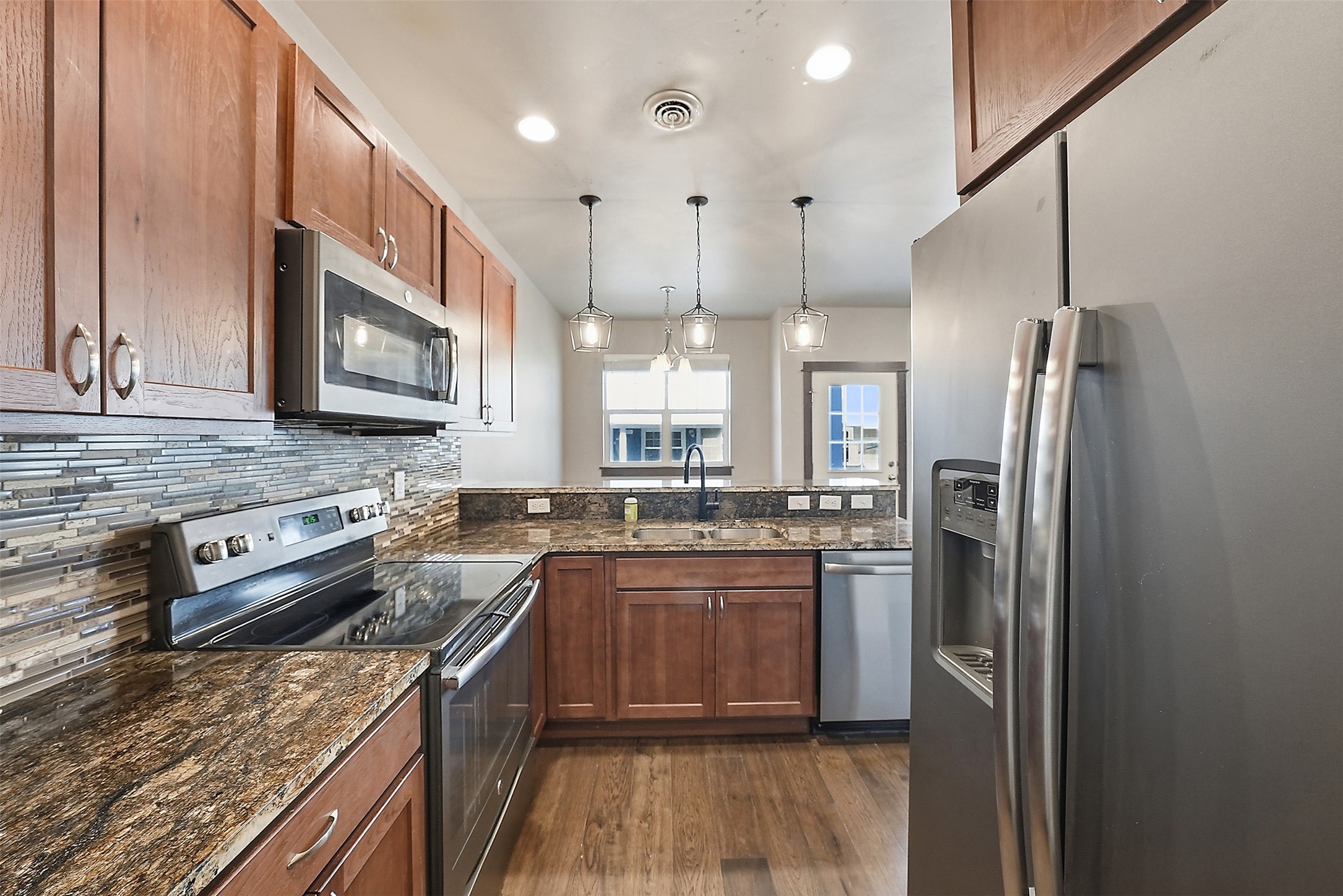 4348 Glenwood Drive C