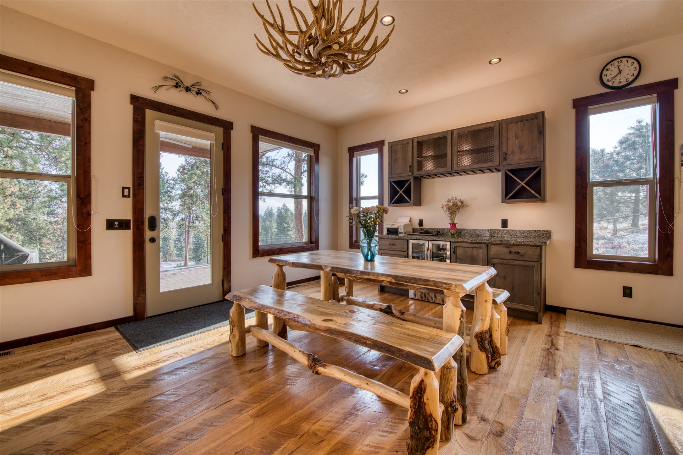 217 Peekaboo Trail