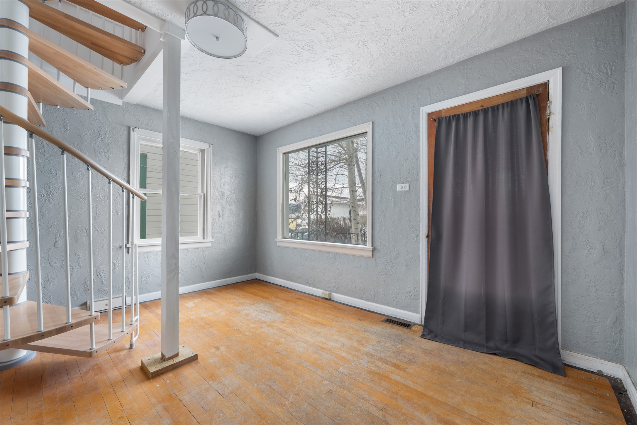 1032 S Wyoming Street