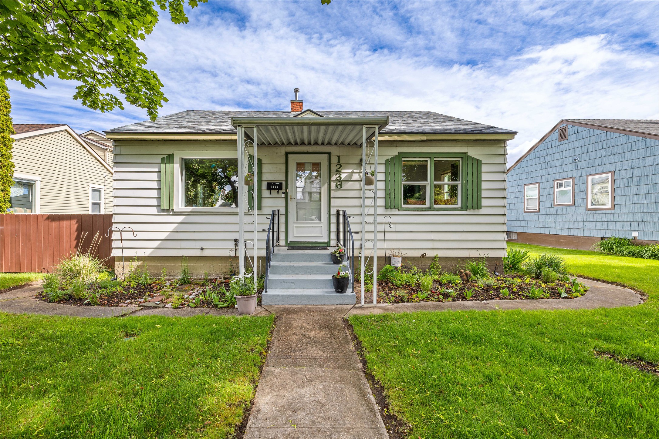 1236 S 4th Street W