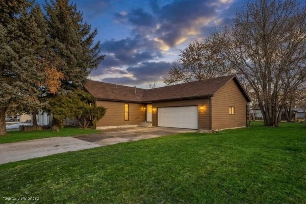 Photo of 191 Norris Court E, Billings, MT 59105 (MLS # 30079401)