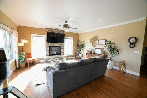 Tiny photo for 2108 Poplar Drive, Great Falls, MT 59404 (MLS # 30068899)