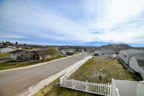 Tiny photo for 2108 Poplar Drive, Great Falls, MT 59404 (MLS # 30068899)