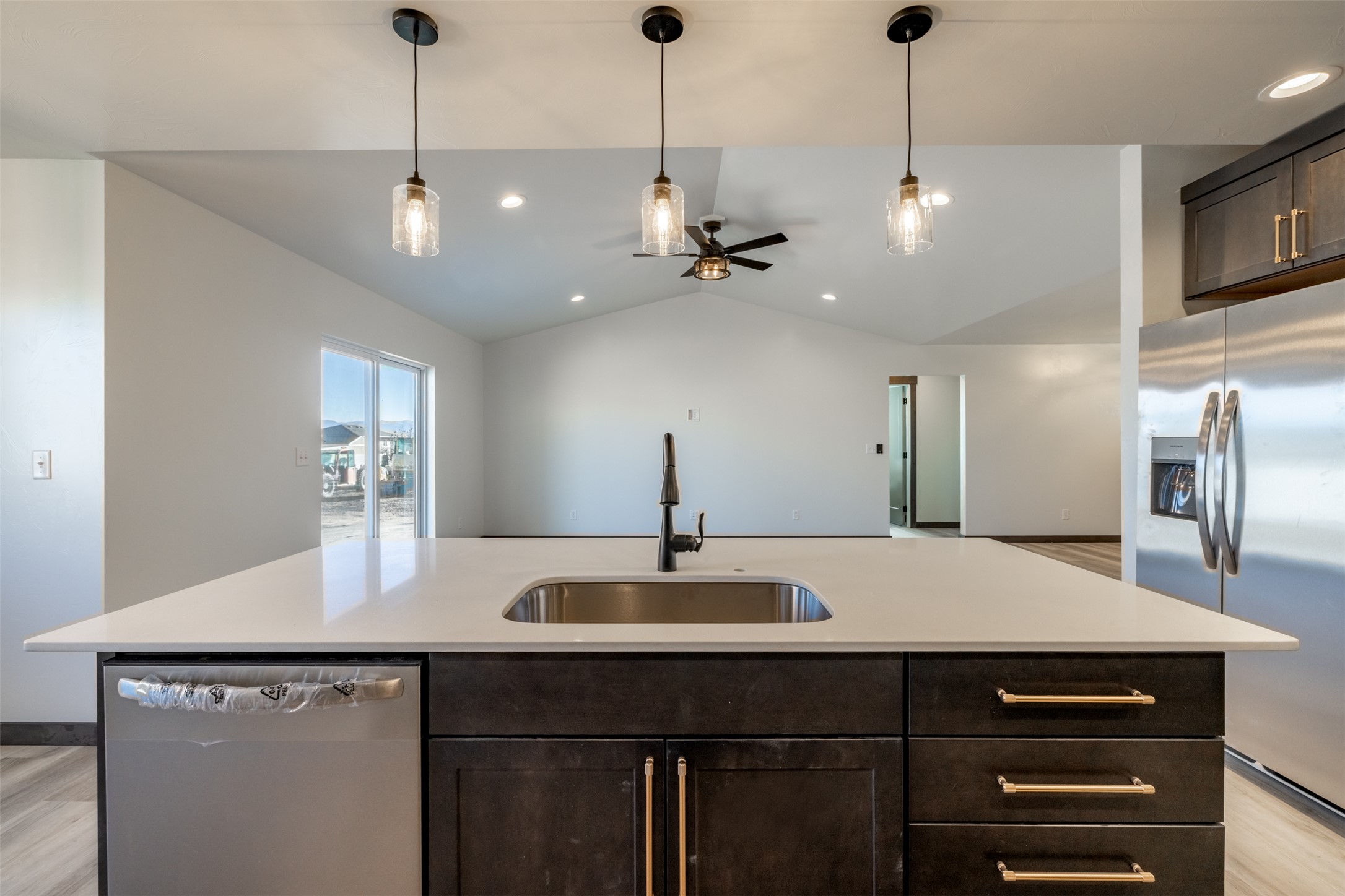 8145 Oreilly Drive
