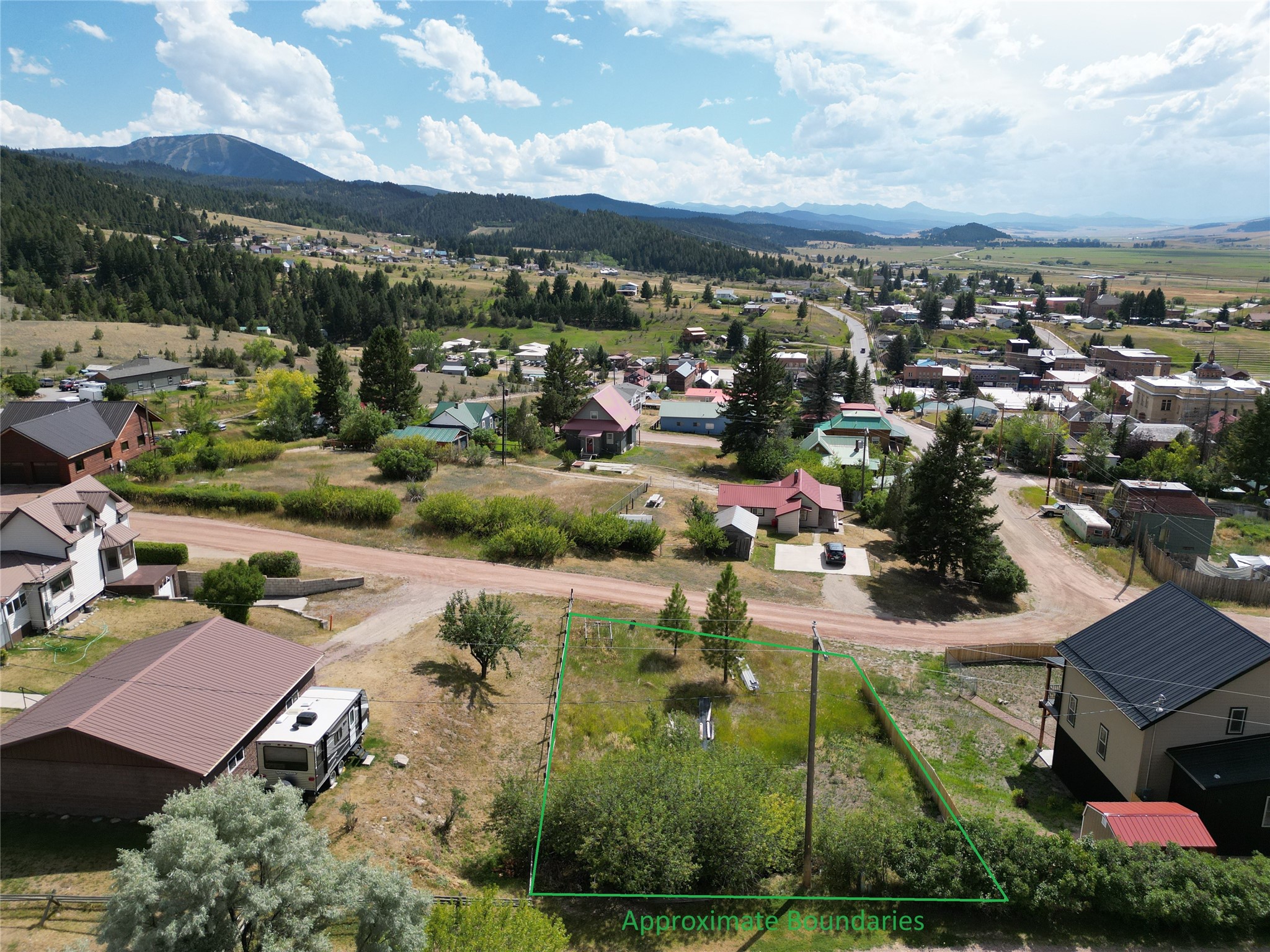 Photo 1 of 7 — 207 N Sutter Street, Philipsburg, MT 59858