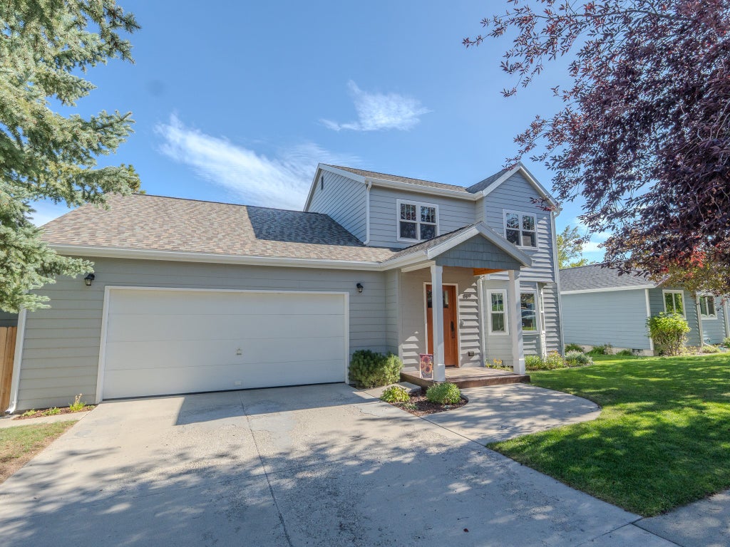 Photo of 809 Tower Street, Helena, MT 59601 (MLS # 30077902)