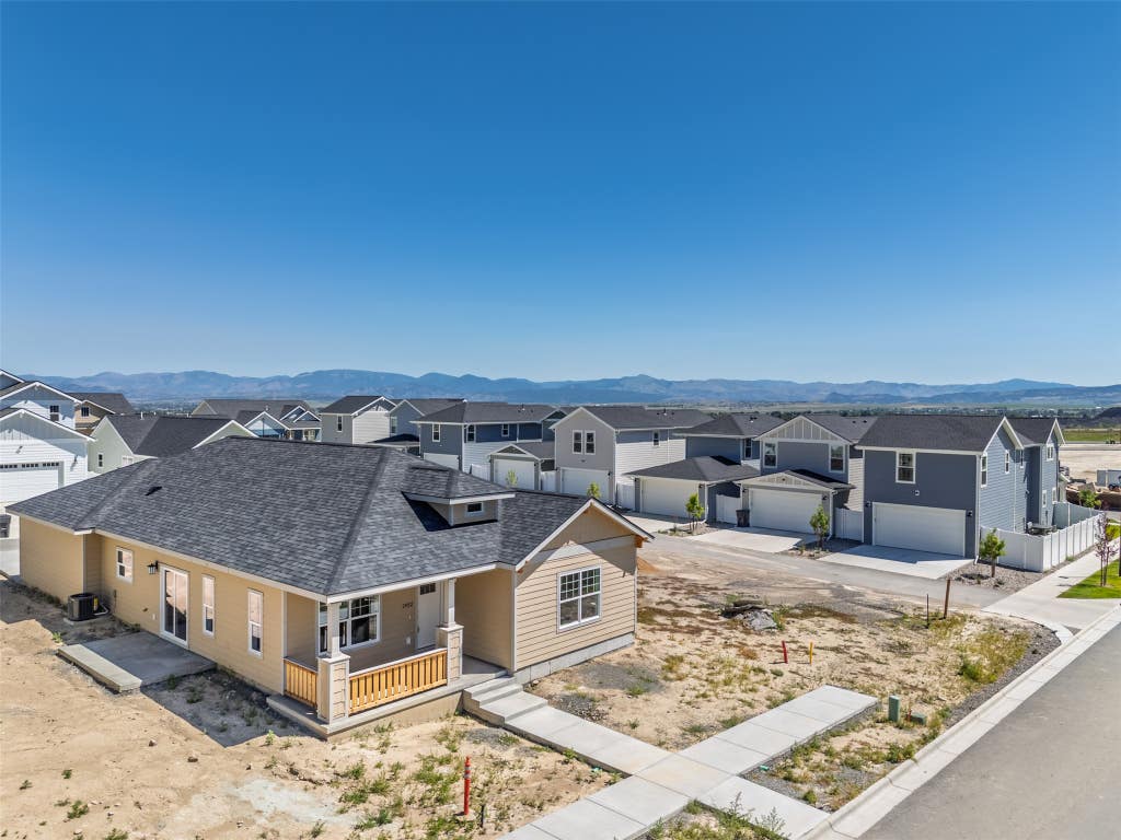 Photo of 2932 Travis Avenue, Helena, MT 59601 (MLS # 30076140)