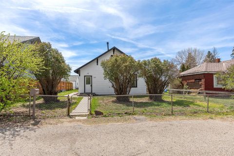 Photo of 2322 Locust Street, Butte, MT 59701 (MLS # 30070856)