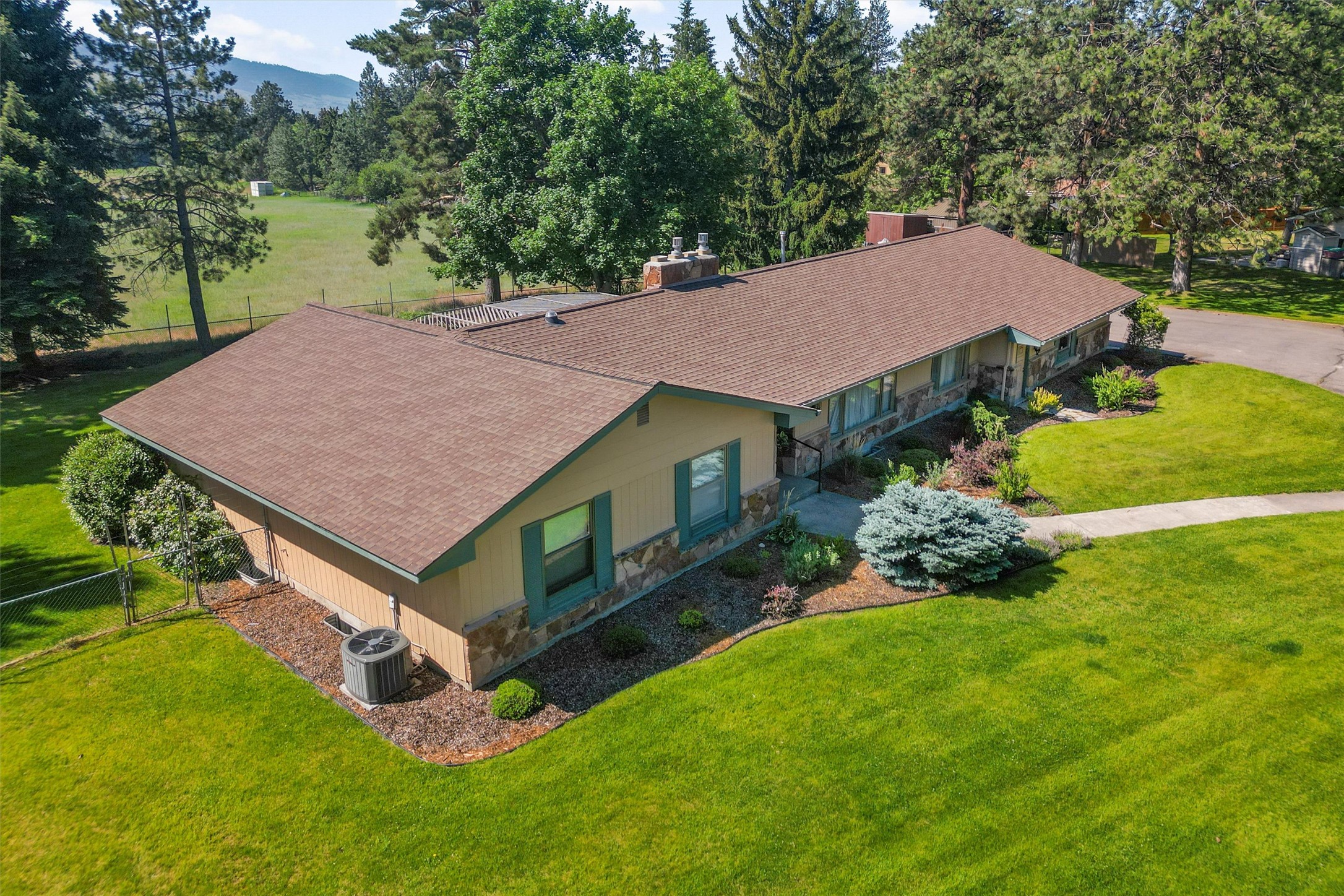 1229 Old Orchard Road