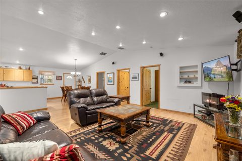 Tiny photo for 13033 Trinkus Lane, Bigfork, MT 59911 (MLS # 30069352)