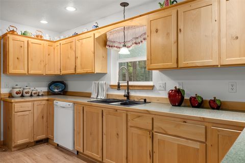 Tiny photo for 13033 Trinkus Lane, Bigfork, MT 59911 (MLS # 30069352)