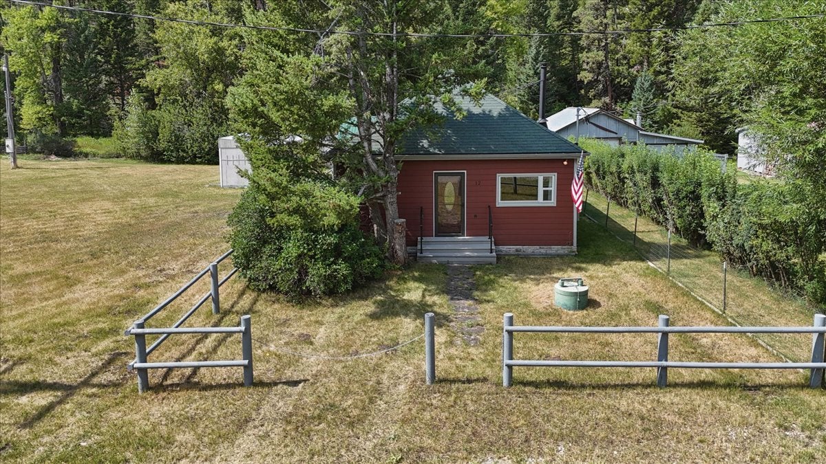 12 Cascade Avenue - Photo 2