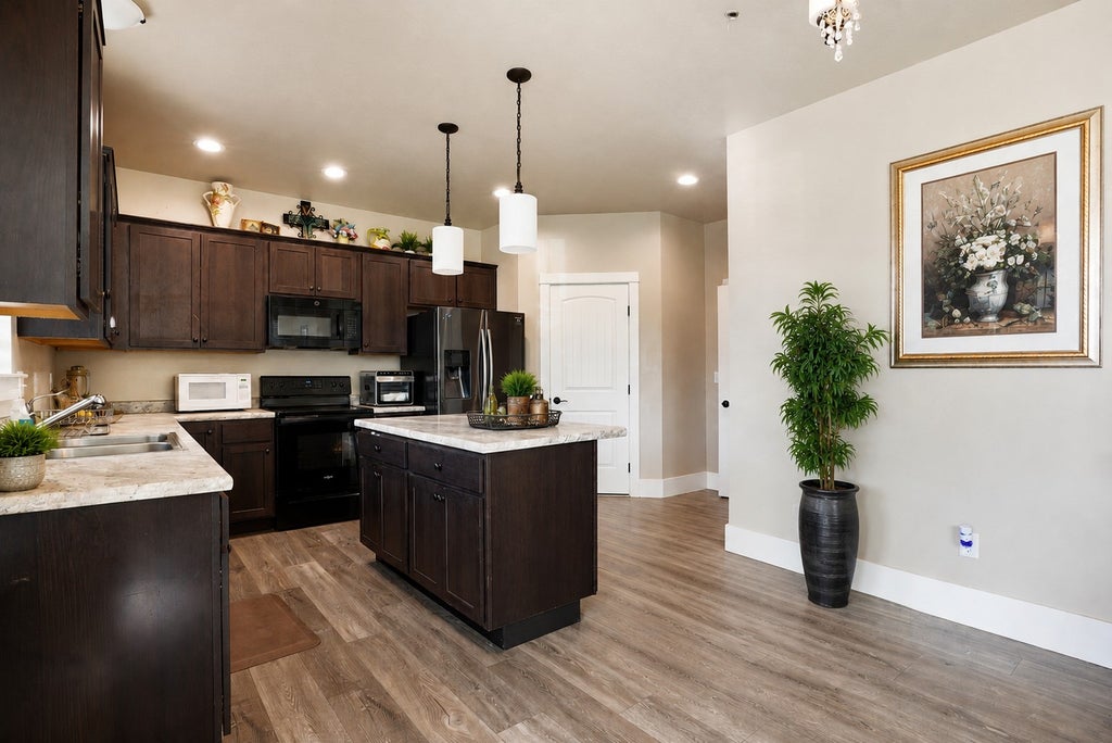 Photo of 109 Rosemary Lane, Hamilton, MT 59840 (MLS # 30078414)