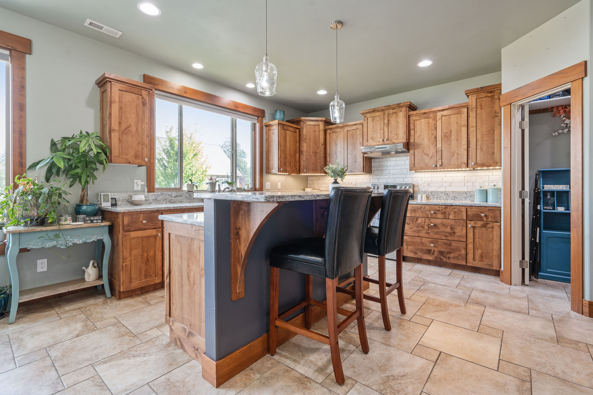 1615 Riparian Drive & 2050 Rapids Ave